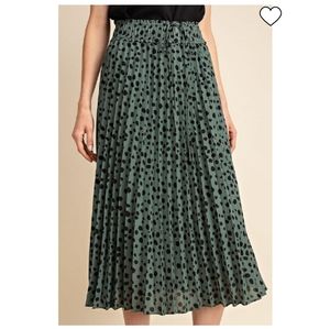Pleated Green Polka Dot Midi Skirt